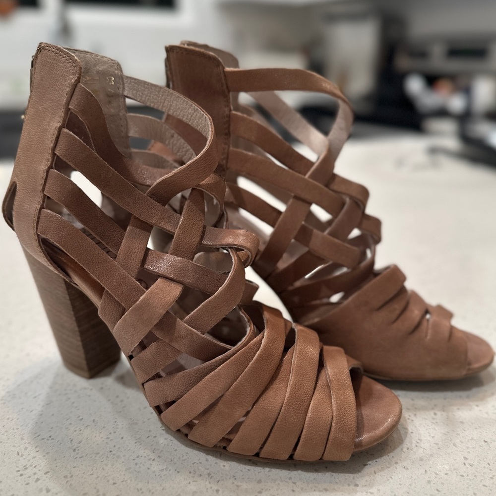 Boutique 9 Tan Heeled Sandals with Strappy Design, Sz 8.5